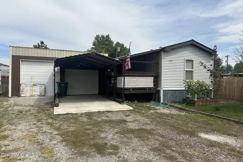 3595 W Ridge Dr, Post Falls, ID 83854