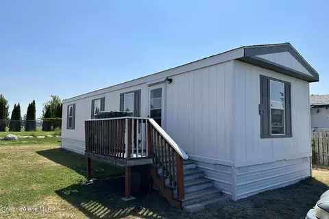 821 N Lancelot Ln, Post Falls, ID 83854