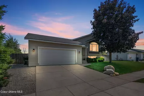 13865 N Lauren Loop, Rathdrum, ID 83858