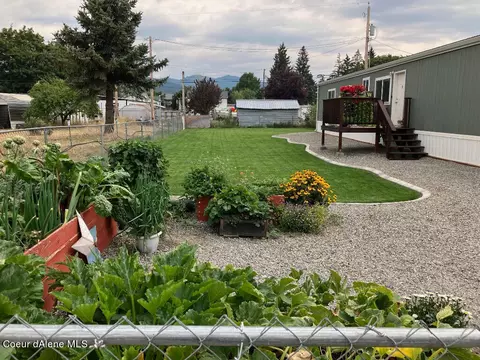 3490 W Ridge Dr, Post Falls, ID 83854