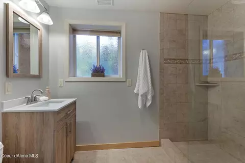 706 S Penny Ln, Post Falls, ID 83854 photo 32