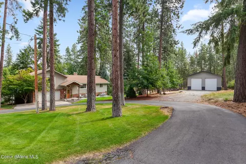 706 S Penny Ln, Post Falls, ID 83854 photo 2