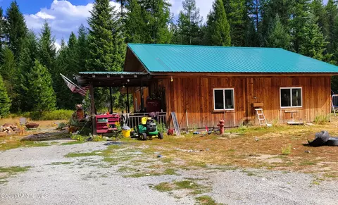 670 Rena Rd, Oldtown, ID 83822