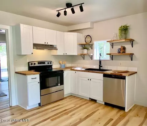 208 Washington St, Osburn, ID 83849 photo 7