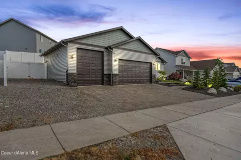 3480 N Carriage Ct, Post Falls, ID 83854