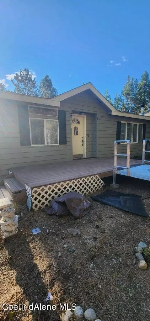 26266 N Ramsey Rd, Athol, ID 83801