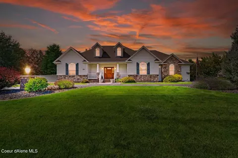 1812 W Staples Dr, Post Falls, ID 83854