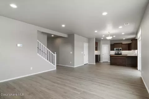 16255 N Hadley Loop, Rathdrum, ID 83858 photo 2