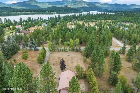 250 Evergreen, Sagle, ID 83860