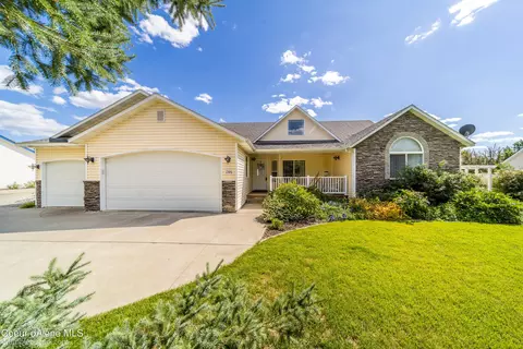 2306 N Howell Rd, Post Falls, ID 83854