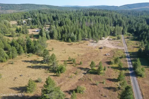 11 Happy Valley Ln, Saint Maries, ID 83861