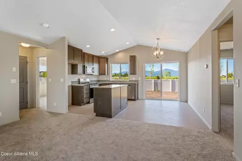 1519 N Wollaston Dr, Post Falls, ID 83854