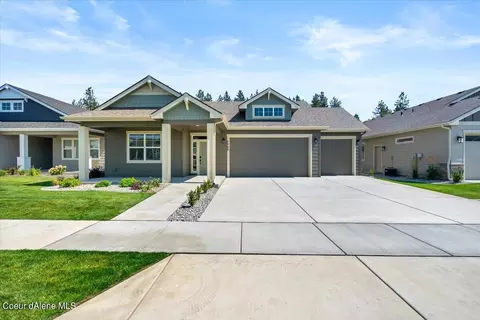 7968 N Girard Cir, Coeur D'alene, ID 83815