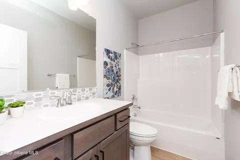 2202 W Platte Ct, Post Falls, ID 83854 photo 9