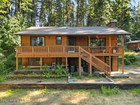 5206 W Hull Loop, Coeur D'alene, ID 83814