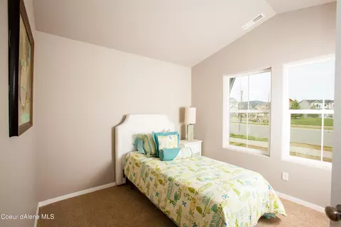 1075 E Blair Ave, Post Falls, ID 83854 photo 9