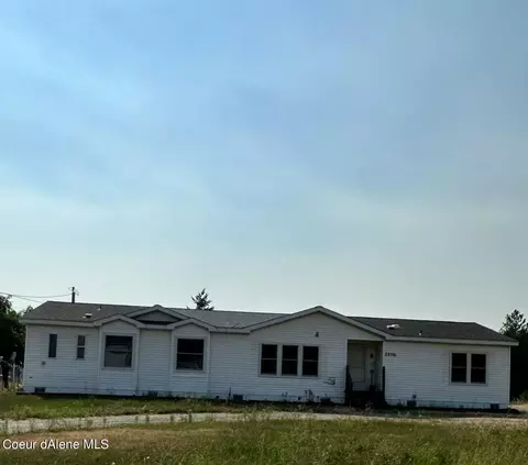 32791 N 3rd, Spirit Lake, ID 83869