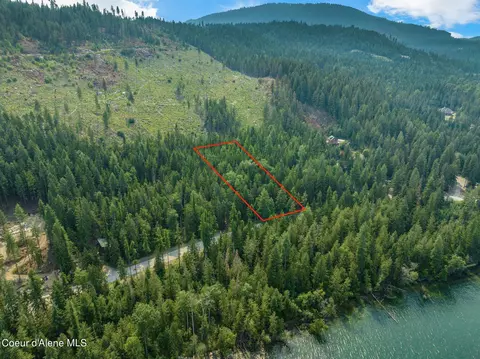 Nna Lakeshore Drive, Sagle, ID 83860