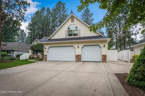 5864 E Shoreline Dr, Post Falls, ID 83854 photo 3