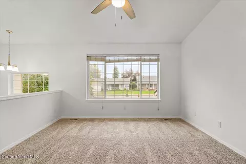 909 E Glacier Peak Dr, Post Falls, ID 83854 photo 10