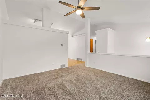 909 E Glacier Peak Dr, Post Falls, ID 83854 photo 9