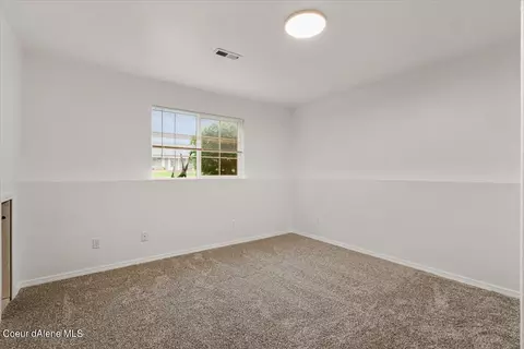 909 E Glacier Peak Dr, Post Falls, ID 83854 photo 26
