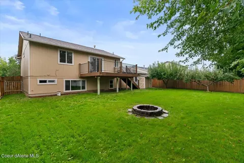 909 E Glacier Peak Dr, Post Falls, ID 83854 photo 17