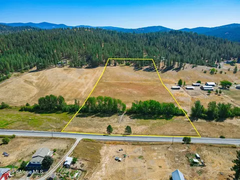 193 N Nn N Madison Rd, Mead, WA 99021