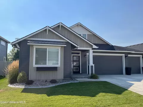 6915 N Dubuis Dr, Coeur D'alene, ID 83815