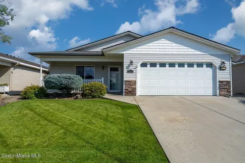 8671 W Zion St, Rathdrum, ID 83858