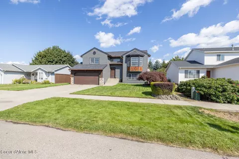 11510 N Stinson Loop, Hayden, ID 83835