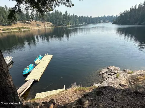 24040 N Bridge Lake Rd, Rathdrum, ID 83858