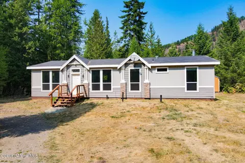 55 E Cabinet Wagon Rd, Clark Fork, ID 83811
