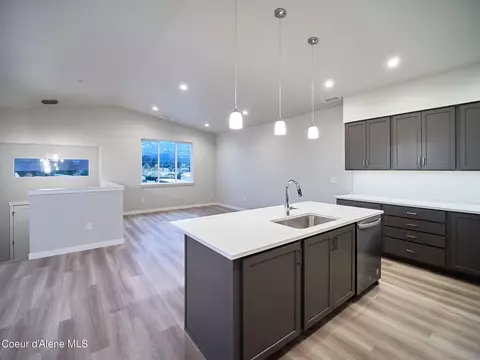 1036 E Railroad Ave, Post Falls, ID 83854 photo 11