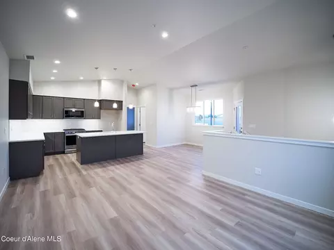 1036 E Railroad Ave, Post Falls, ID 83854 photo 10