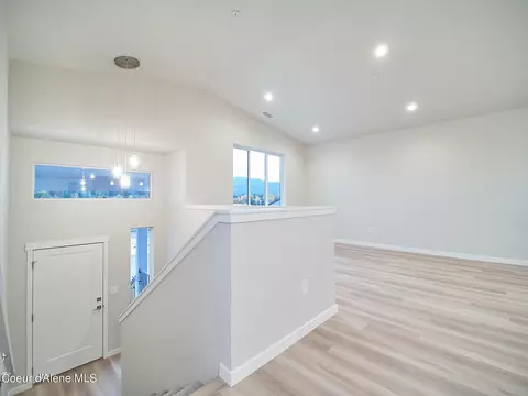 1036 E Railroad Ave, Post Falls, ID 83854 photo 23