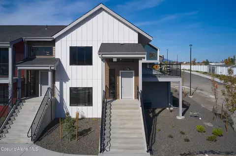 1036 E Railroad Ave, Post Falls, ID 83854 photo 2
