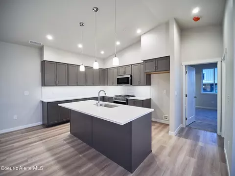 1036 E Railroad Ave, Post Falls, ID 83854 photo 12