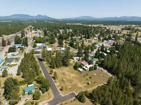 Nka N 2nd St, Athol, ID 83801