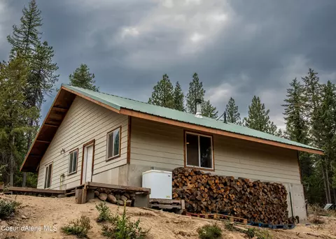 87 Sanborn Creek Rd, Priest River, ID 83856