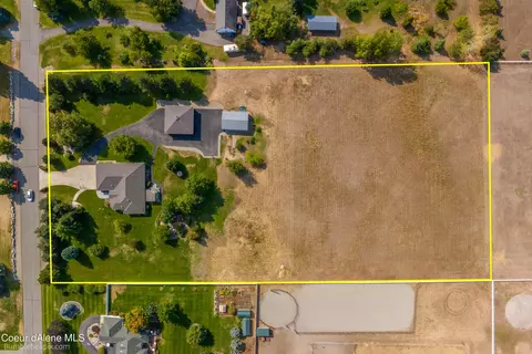 7045 E Greta Ave, Post Falls, ID 83854 photo 2