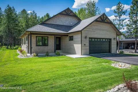 263 Hewitt Ln, Dover, ID 83825