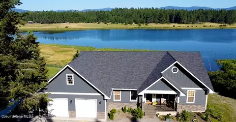 15826 N Ridgeway Dr, Hayden, ID 83835