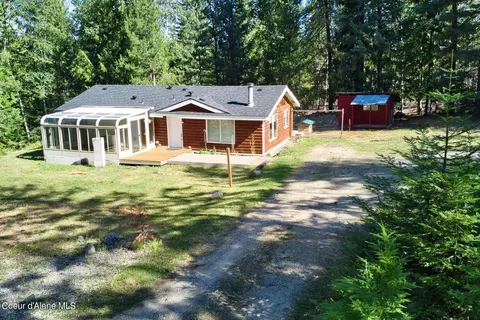 2831 Flume Creek Rd, Sandpoint, ID 83864
