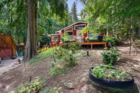 6034 E Hayden Lake Rd, Hayden, ID 83835