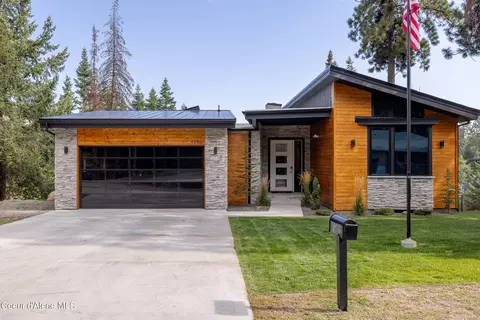 8886 N Clarkview Pl, Hayden, ID 83835