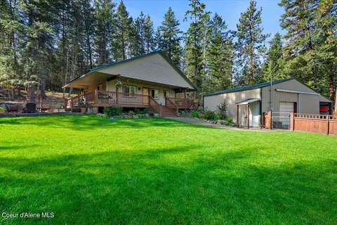 10982 Upper Crystal Bay Rd, Post Falls, ID 83854