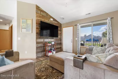2768 E Knapp Cir, Post Falls, ID 83854 photo 6
