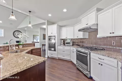 3024 N Bunchgrass Dr, Post Falls, ID 83854 photo 4