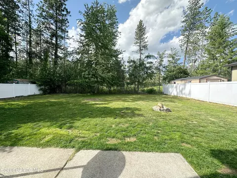 Exterior - 2645 E Black Forest Ave, Post Falls, ID 83854 photo 3 of 5